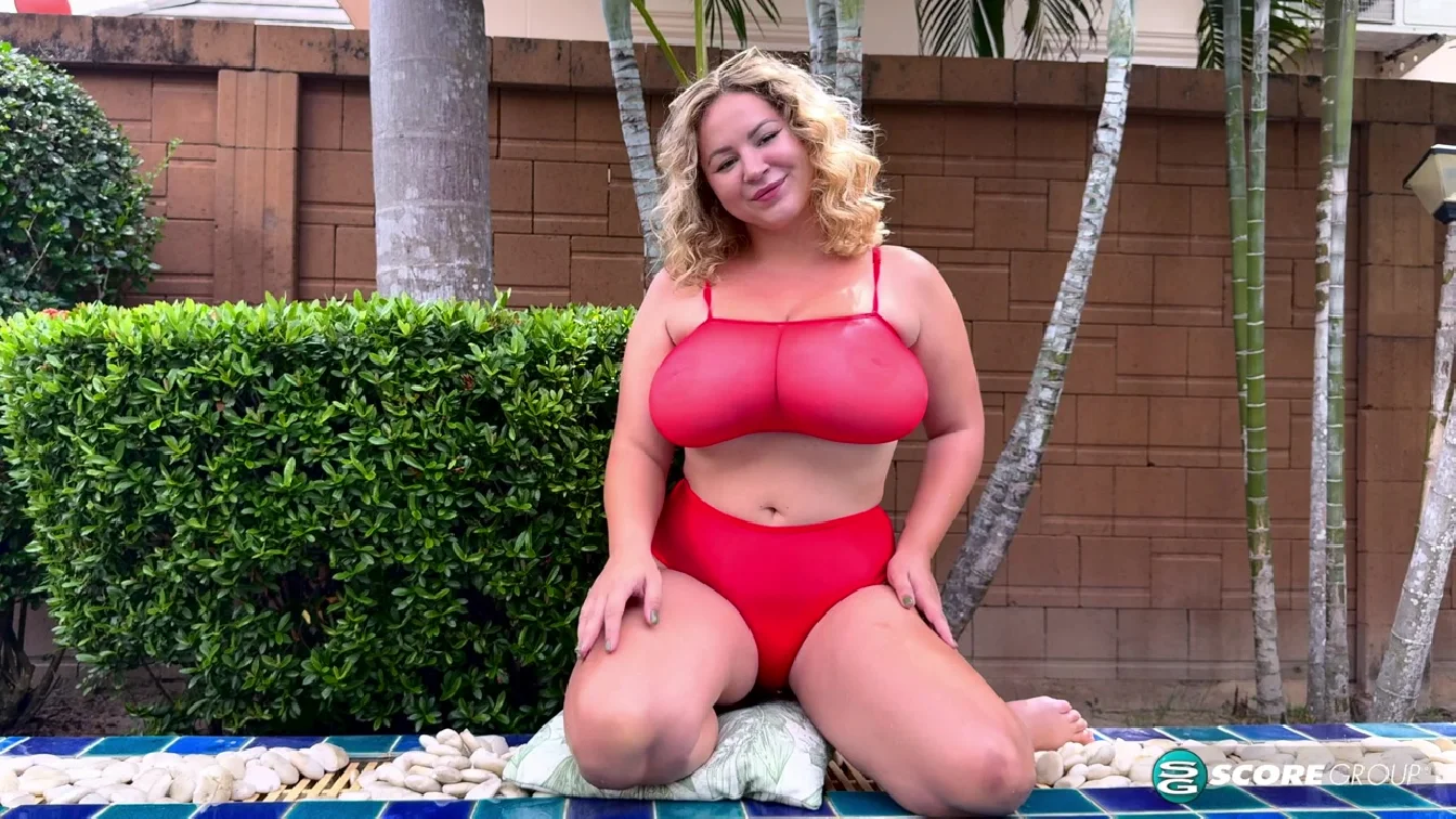 PornMegaLoad Holly Garner Solo XXX